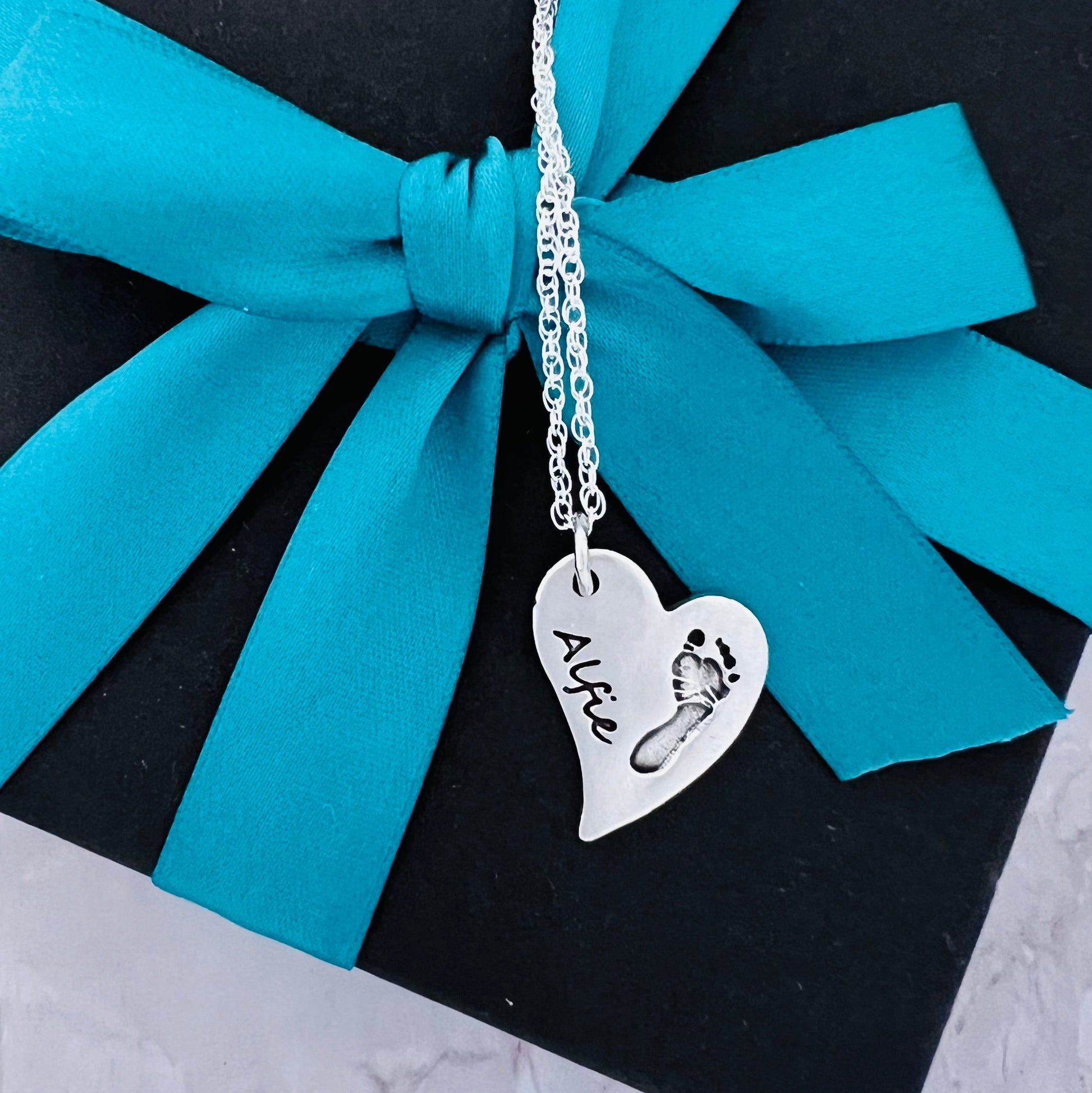 Handprint / Footprint Offset Heart Necklace (regular) - Silver Magpie Fingerprint Jewellery