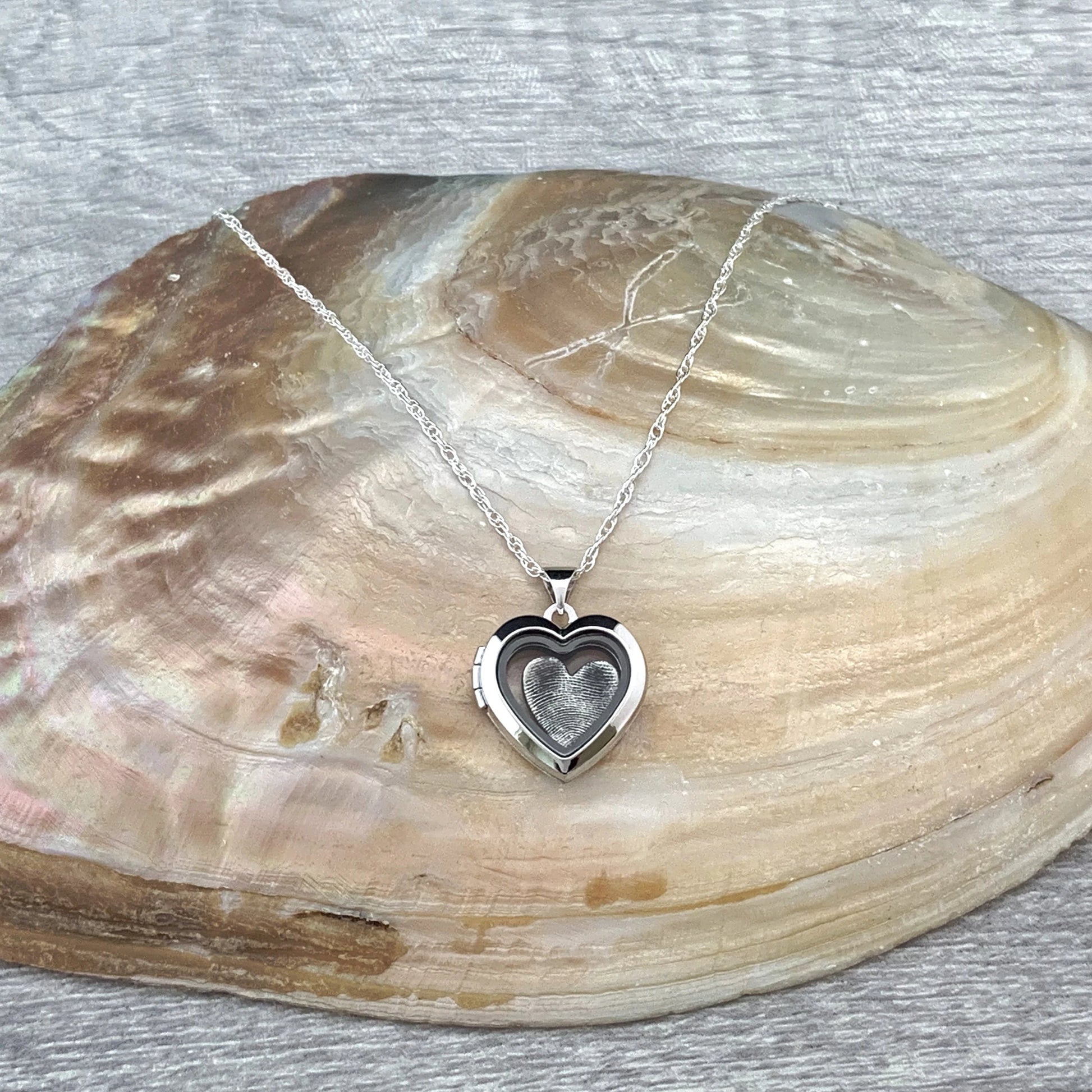 Fingerprint Locket (Heart) - Silver Magpie Fingerprint Jewellery