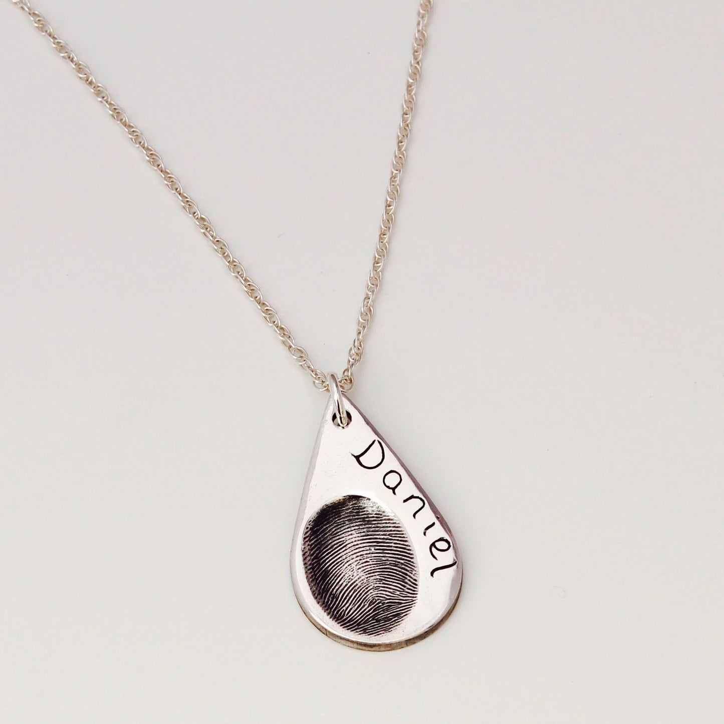 Fingerprint Necklace (Teardrop) - Silver Magpie Fingerprint Jewellery