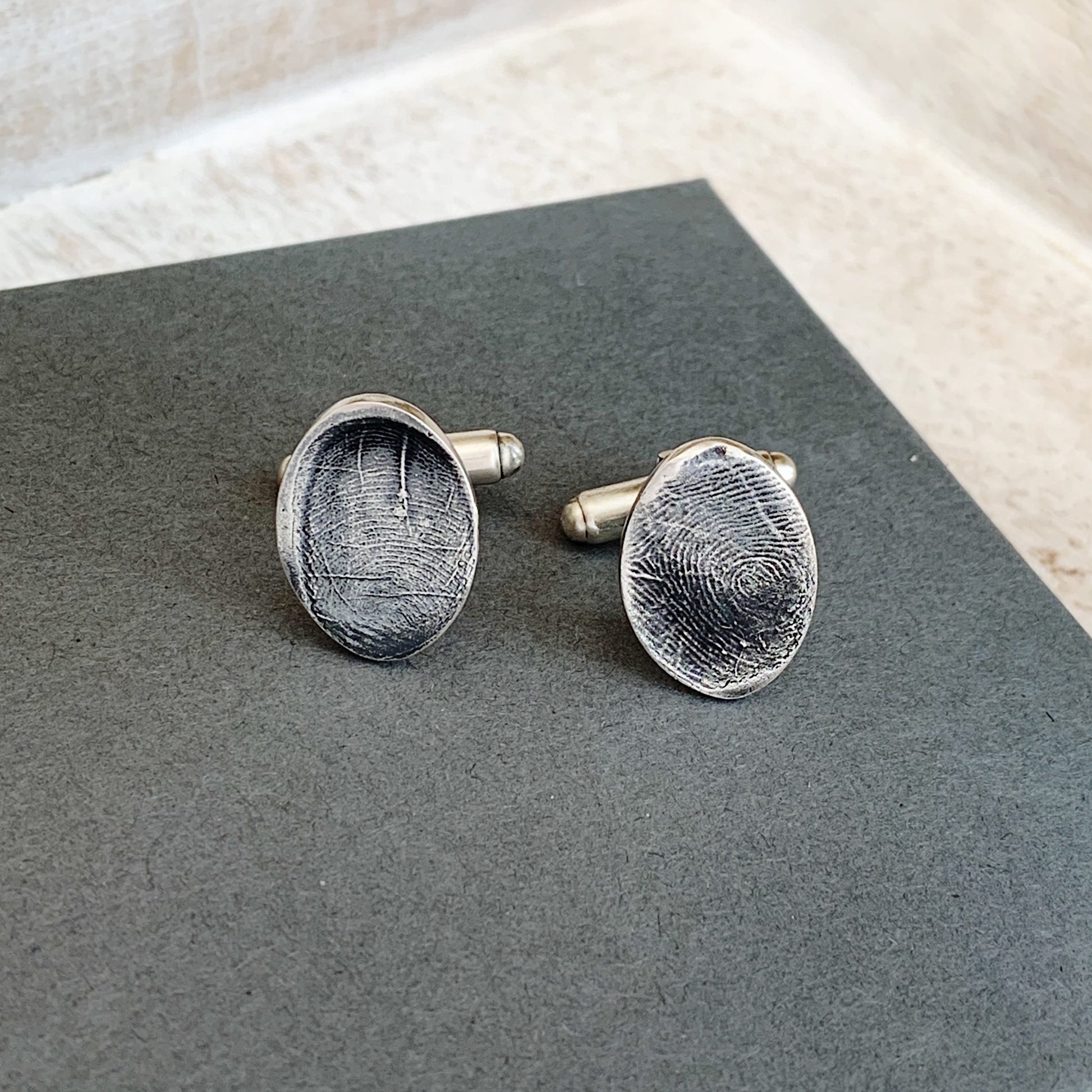 Fingerprint Cufflinks (Oval) - Silver Magpie Fingerprint Jewellery